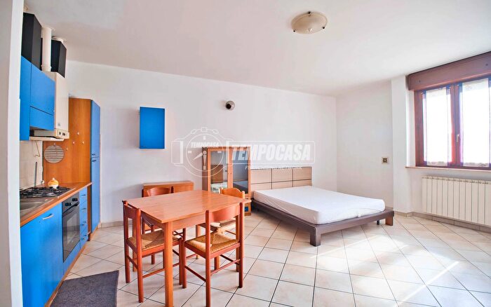 Appartamento monolocale in vendita in Romentino