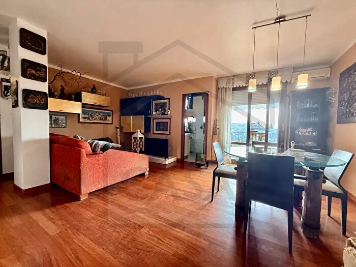 Appartamento trilocale in vendita in Via Selve, Teolo