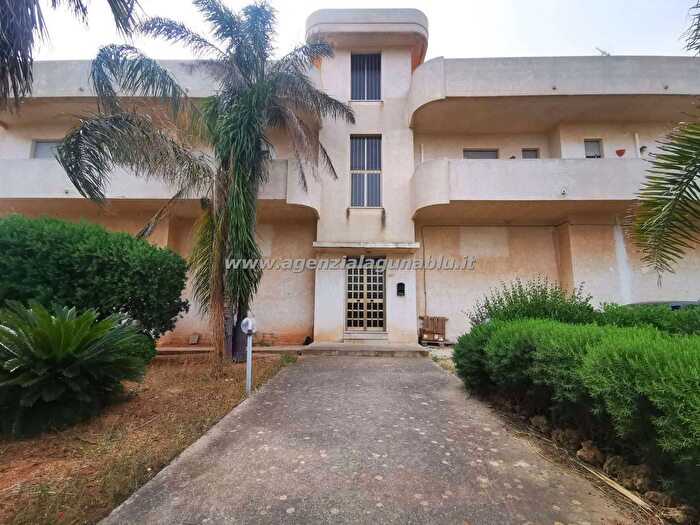 Casa con 12 locali in vendita in Contrada Cutusio, Marsala