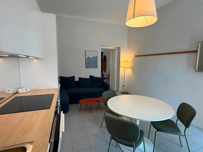 Appartamento bilocale in affitto in Viale Certosa, Milano