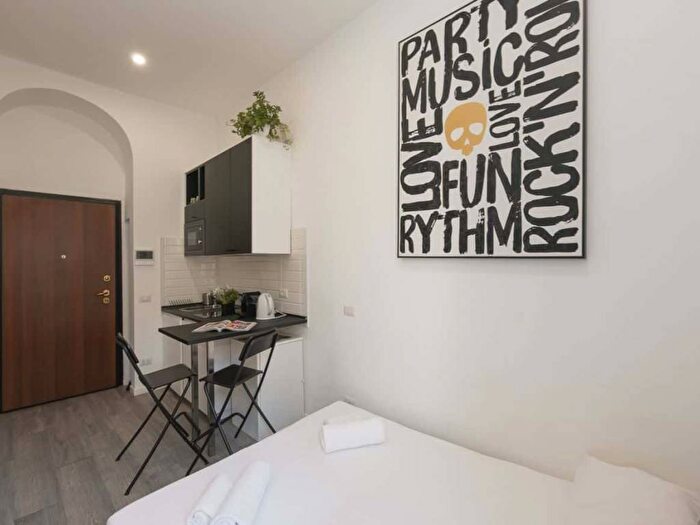 Appartamento in affitto in Via Lomellina, Argonne Corsica, Milano