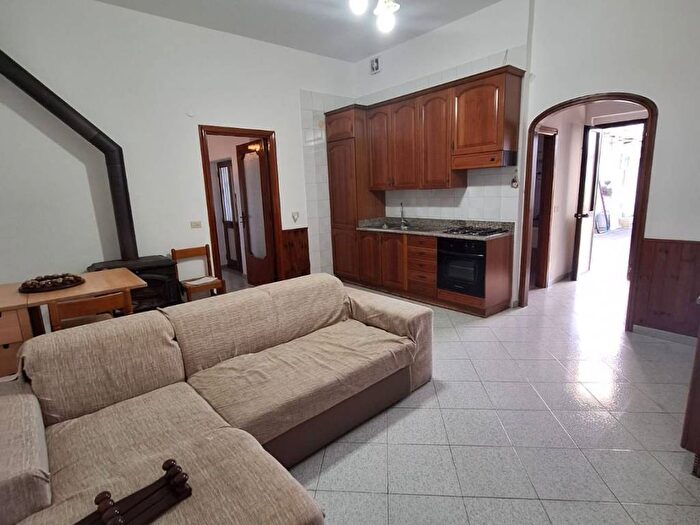 Appartamento bilocale in affitto in Via Vicinale Palmentiello, Pianura, Napoli