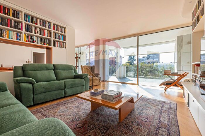 Appartamento con 5 locali in vendita in Via Guido Gozzano, Busto Arsizio