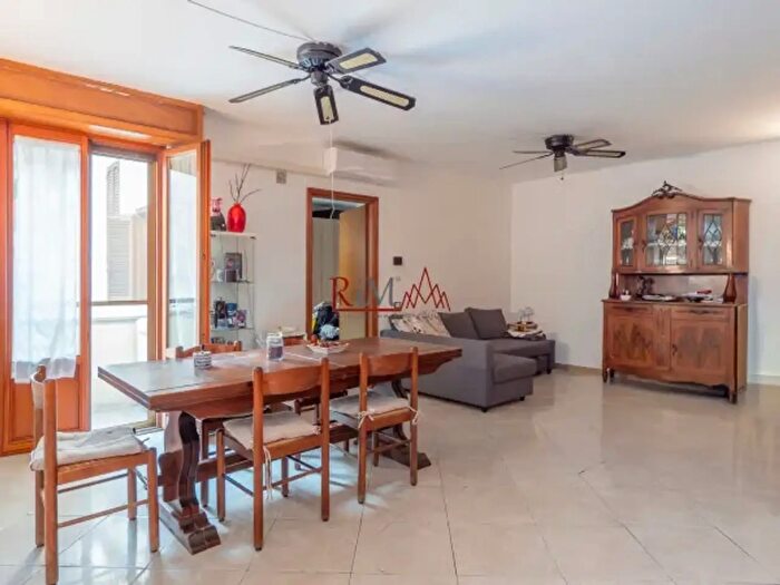 Appartamento con 5 locali in vendita in Via Marghera, Milano