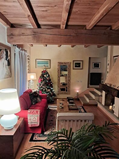 Casa con 5 locali in vendita in Via Musigliano, Gremiasco