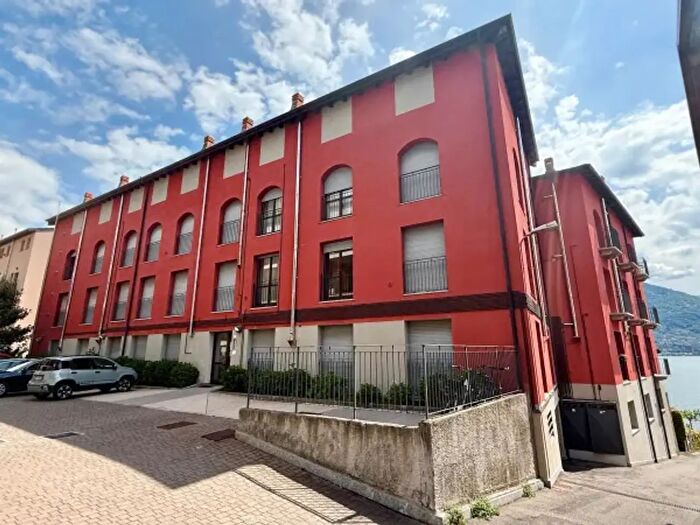 Appartamento trilocale in vendita in Via Statale, San Siro
