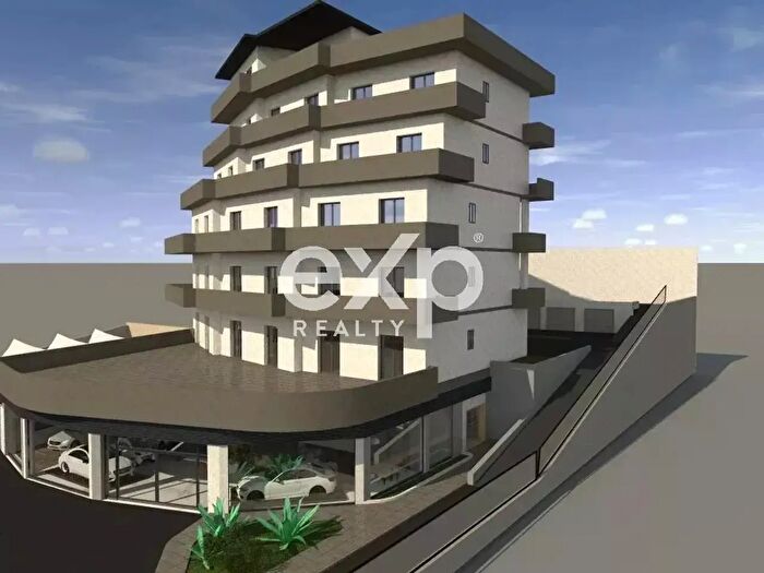 Appartamento trilocale in vendita in Reggio Calabria