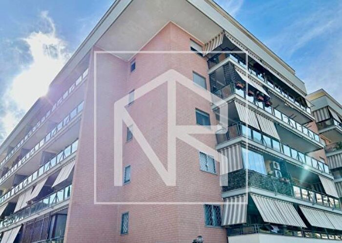 Appartamento bilocale in vendita in Via Luciano Conti, Roma