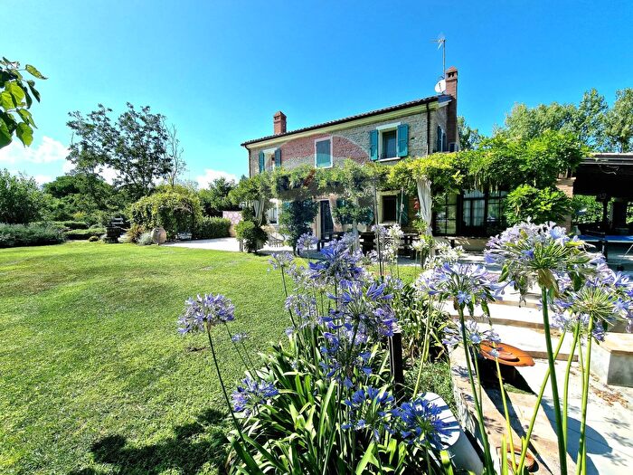 Casa con 12 locali in vendita in Via S Ilario, Misano Adriatico