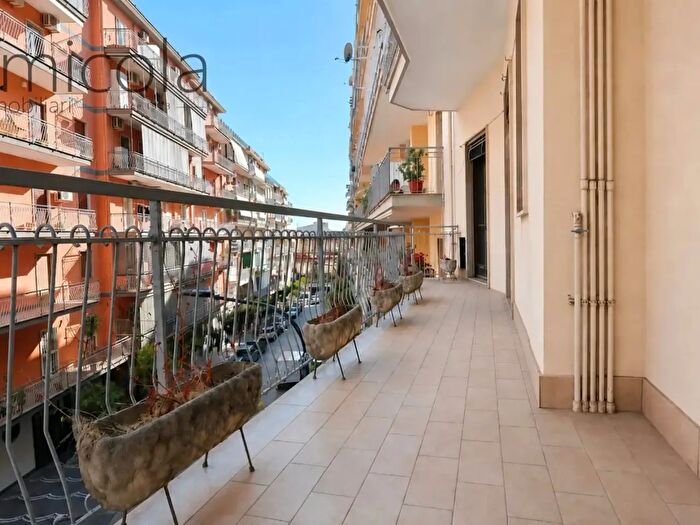 Appartamento trilocale in vendita in Portici