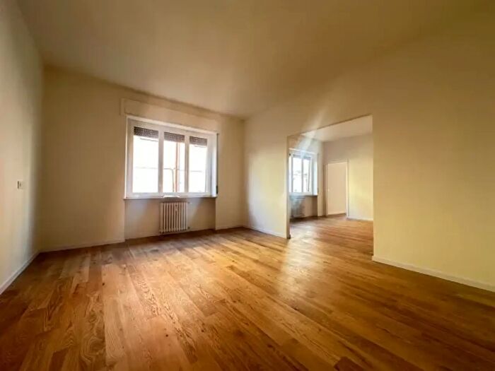 Appartamento trilocale in vendita in Strada Giuseppe Garibaldi a, Parma