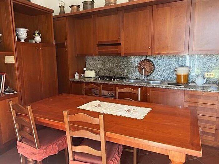 Casa con 6 locali in vendita in Via Roma, Monticello Brianza