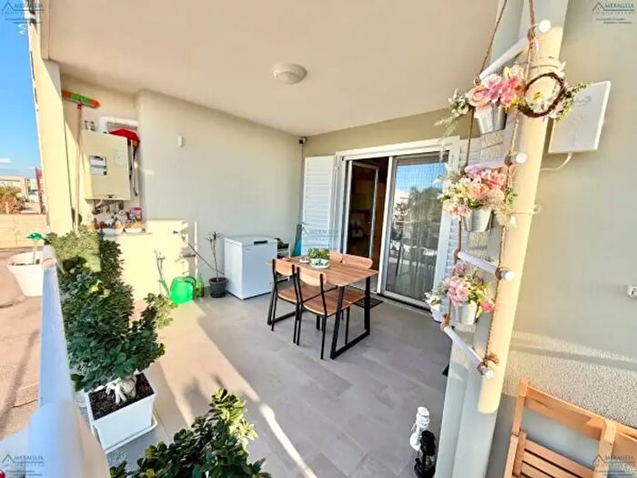 Appartamento trilocale in vendita in Via Sandro Pertini, Parete