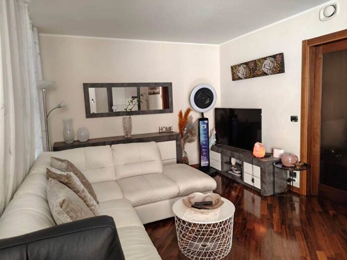 Appartamento trilocale in vendita in Via dell'Emigrante, Centro, Gradisca d'Isonzo