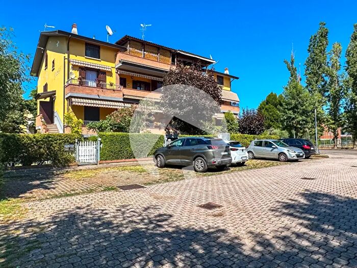 Casa con 5 locali in vendita in Via Donato Bramante, Reggio nell'Emilia
