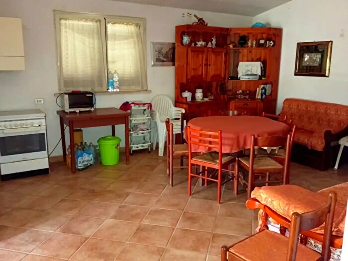 Casa bilocale in vendita in Via dei Colli, Palombara Sabina