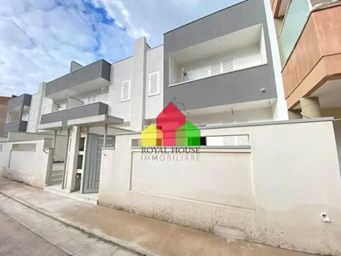 Casa con 5 locali in vendita in Via Giovanni Battista Basile, Parete