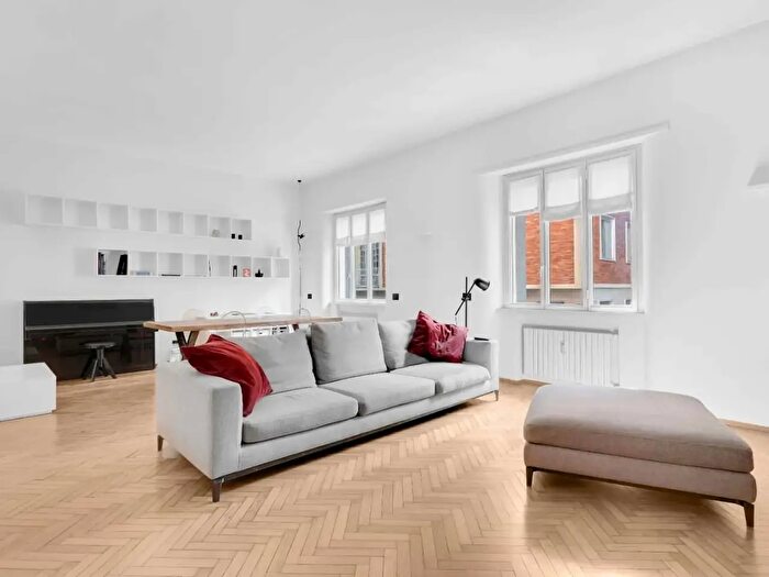 Appartamento in affitto in Via Marsala, Milano