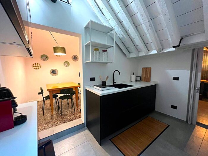 Appartamento trilocale in affitto in Via dei Giustiniani, Molo, Genova