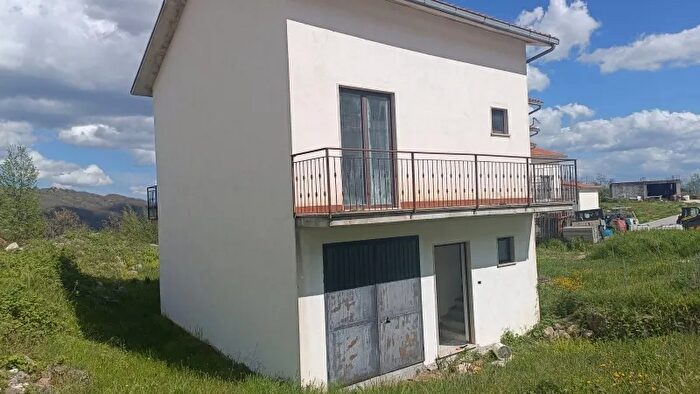 Casa con 5 locali in vendita in Contrada Casabona Snc, Rionero Sannitico