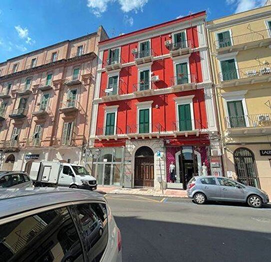 Appartamento quadrilocale in affitto in Anfitatro, Borgo, Taranto