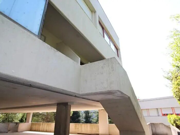 Appartamento con 5 locali in vendita in Viale Federico Comandino, Urbino