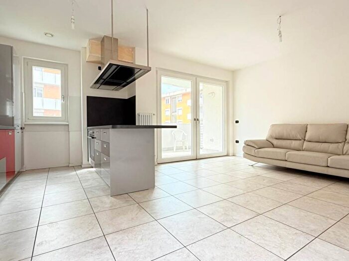 Appartamento trilocale in affitto in Località Melta, Gardolo, Trento