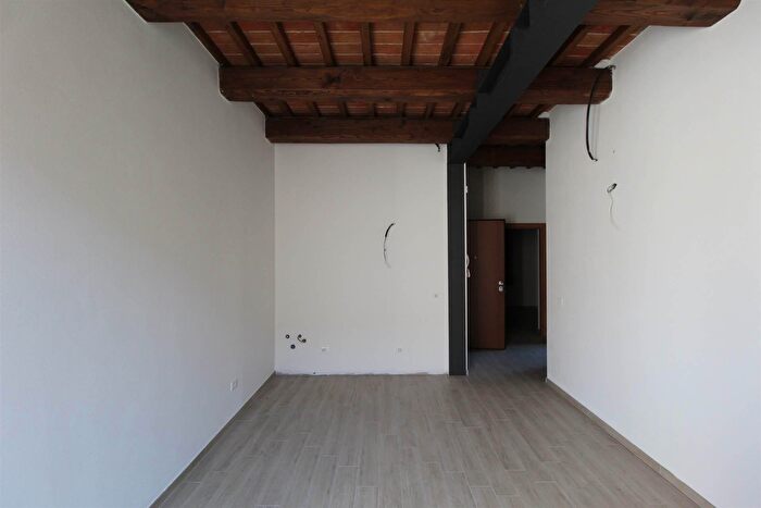 Appartamento trilocale in vendita in Colle Di Val DElsa