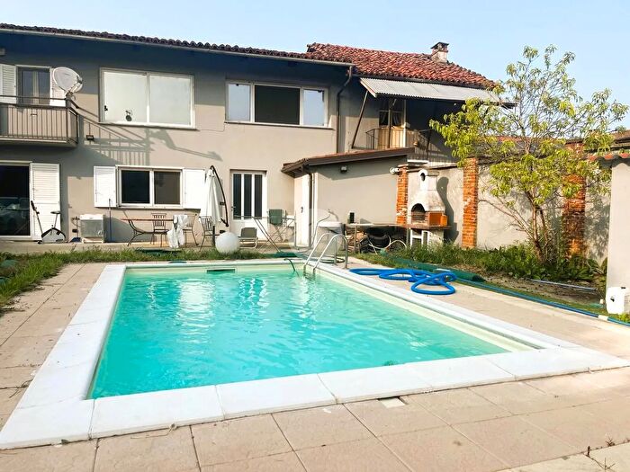 Casa quadrilocale in vendita in Borgata Ceretto, Carignano