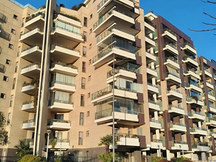 Appartamento bilocale in affitto in Via Fernando Colombo, Roma