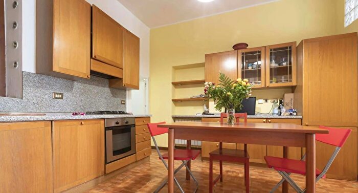 Appartamento monolocale in affitto in Corso San Gottardo, Milano