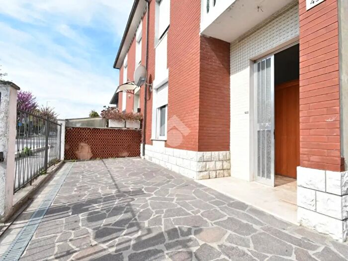 Appartamento bilocale in vendita in Via della Repubblica, Savignano Sul Rubicone