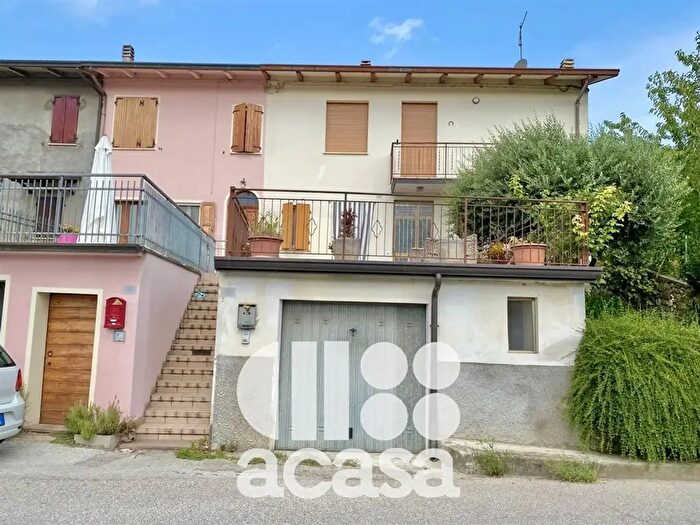 Casa quadrilocale in vendita in Mercato Saraceno