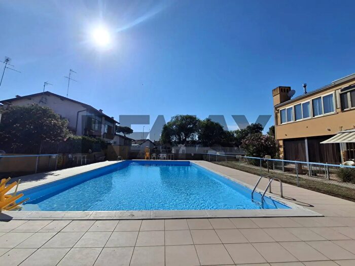 Appartamento trilocale in vendita in Comacchio