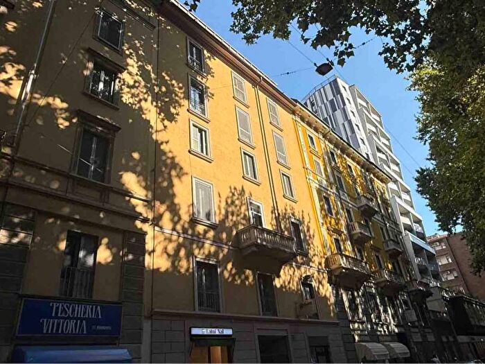 Appartamento bilocale in affitto in Viale Monte Nero, Porta Romana Medaglie d'Oro, Milano