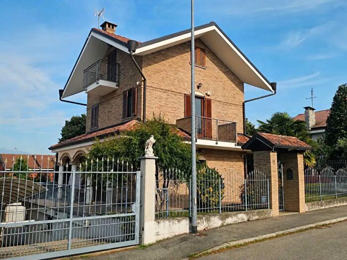 Casa con 5 locali in vendita in Via Einaudi, Rivalta Di Torino