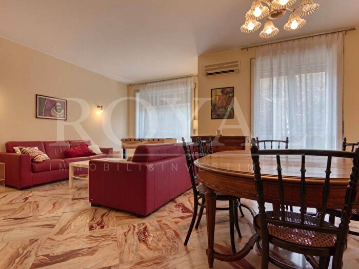 Appartamento trilocale in affitto in Viale Abruzzi, Città Studi, Milano