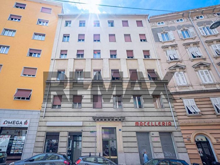 Appartamento quadrilocale in affitto in Settefontane, Trieste
