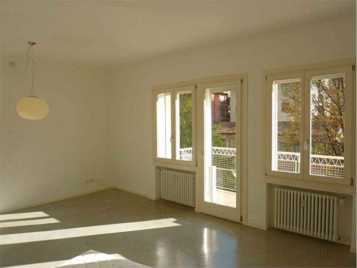 Appartamento trilocale in affitto in Via biscaro, Piazza del Grano Burchiellati, Treviso