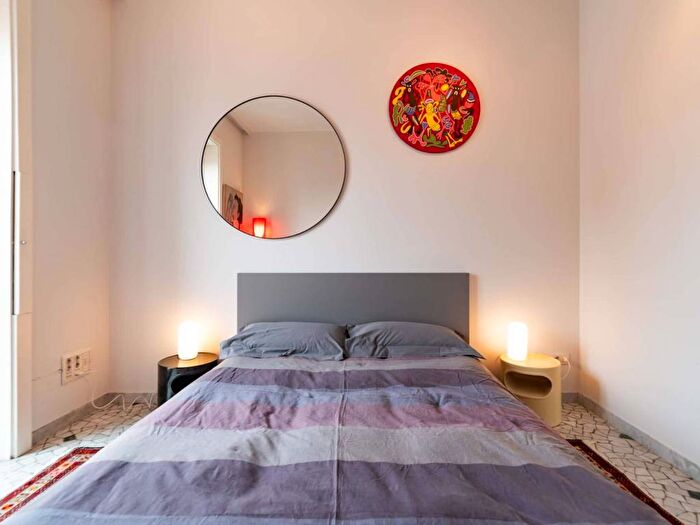 Appartamento bilocale in affitto in Via Edmondo de Amicis, Carrobbio, Milano