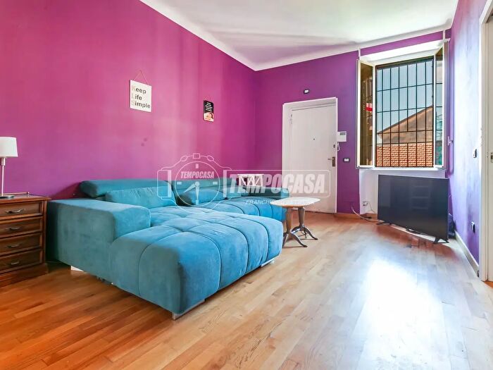 Appartamento trilocale in affitto in Via Lepontina, Milano