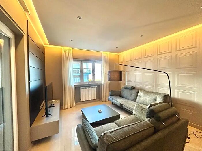 Appartamento quadrilocale in vendita in Via Gabriele Jannelli, Napoli