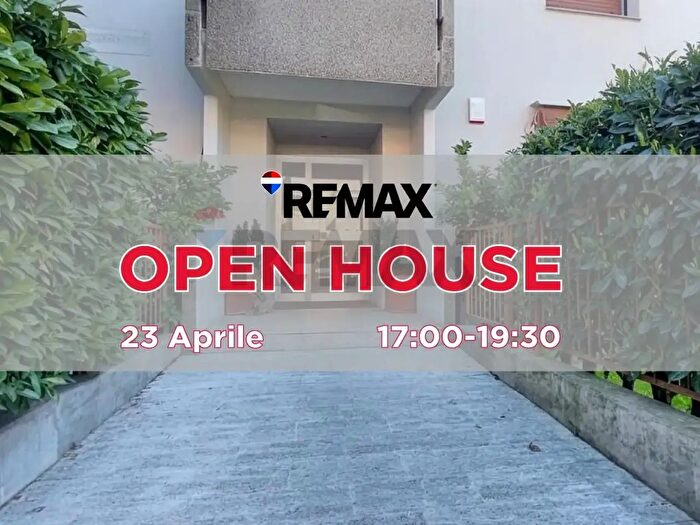 Appartamento trilocale in vendita in Via Paolo VI, Desio