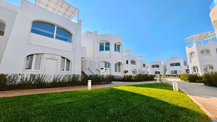 Appartamento quadrilocale in vendita in Via Litoranea Complesso Costa Conero, Numana