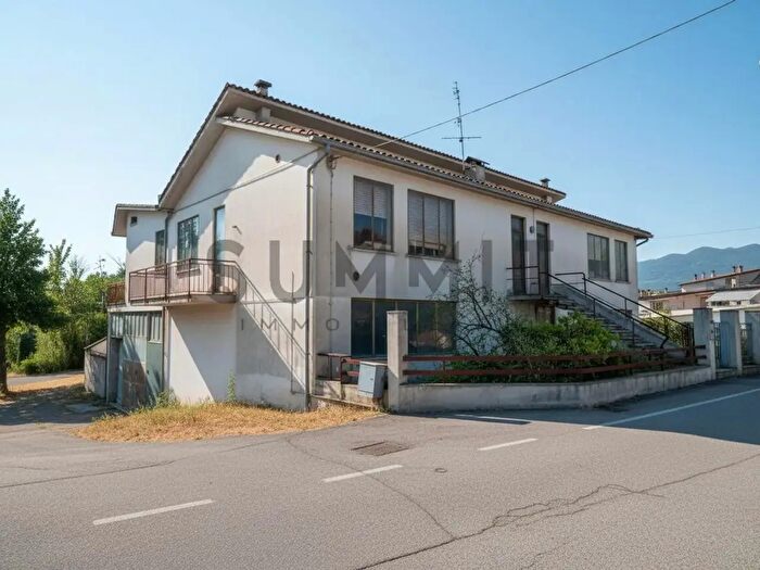 Casa con 5 locali in vendita in Via Pozzati, Santorso