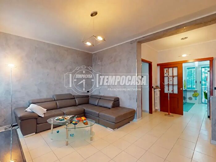 Appartamento quadrilocale in vendita in Via Bertacciola, BovisioMasciago