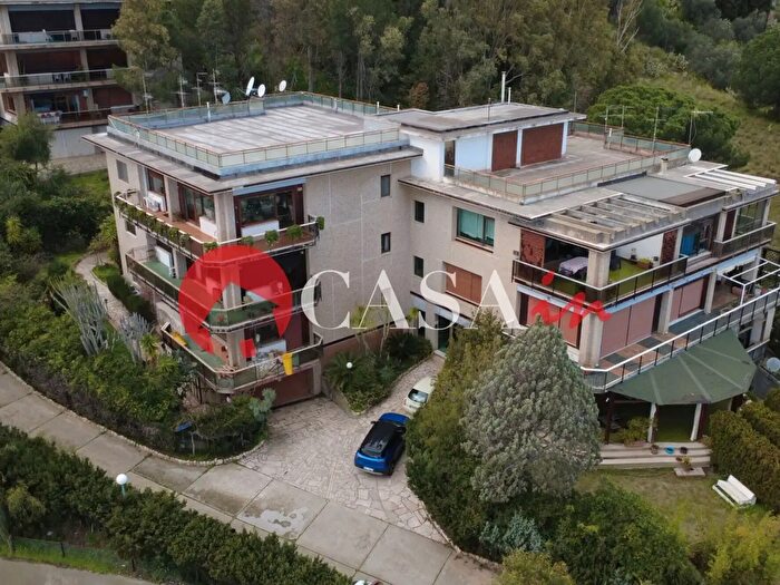 Appartamento con 6 locali in vendita in Strada Panoramica dello Stretto, Messina