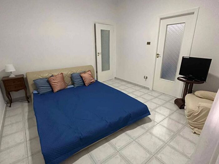 Appartamento trilocale in affitto in Via Pezzentelle, Torre del Greco