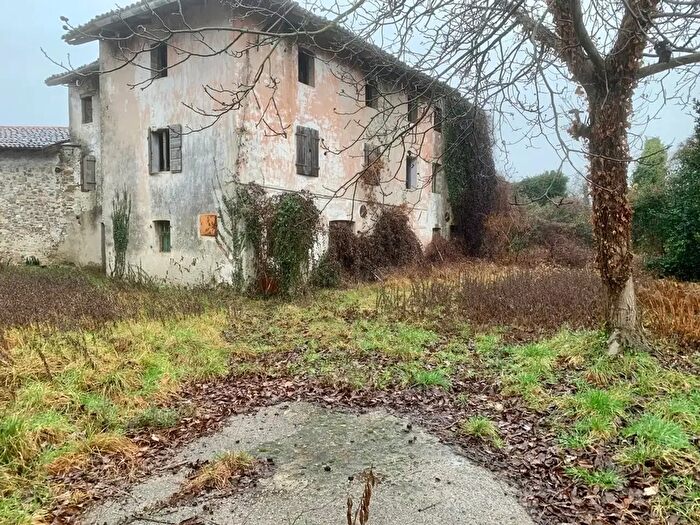 Casa in vendita in Borgo Tinet, Manzano