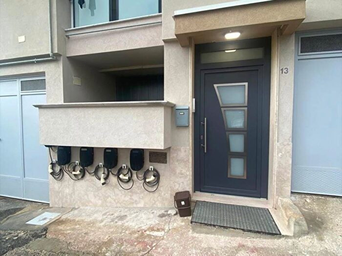 Appartamento con 6 locali in affitto in Viale Delle Rose n, Lercara Friddi